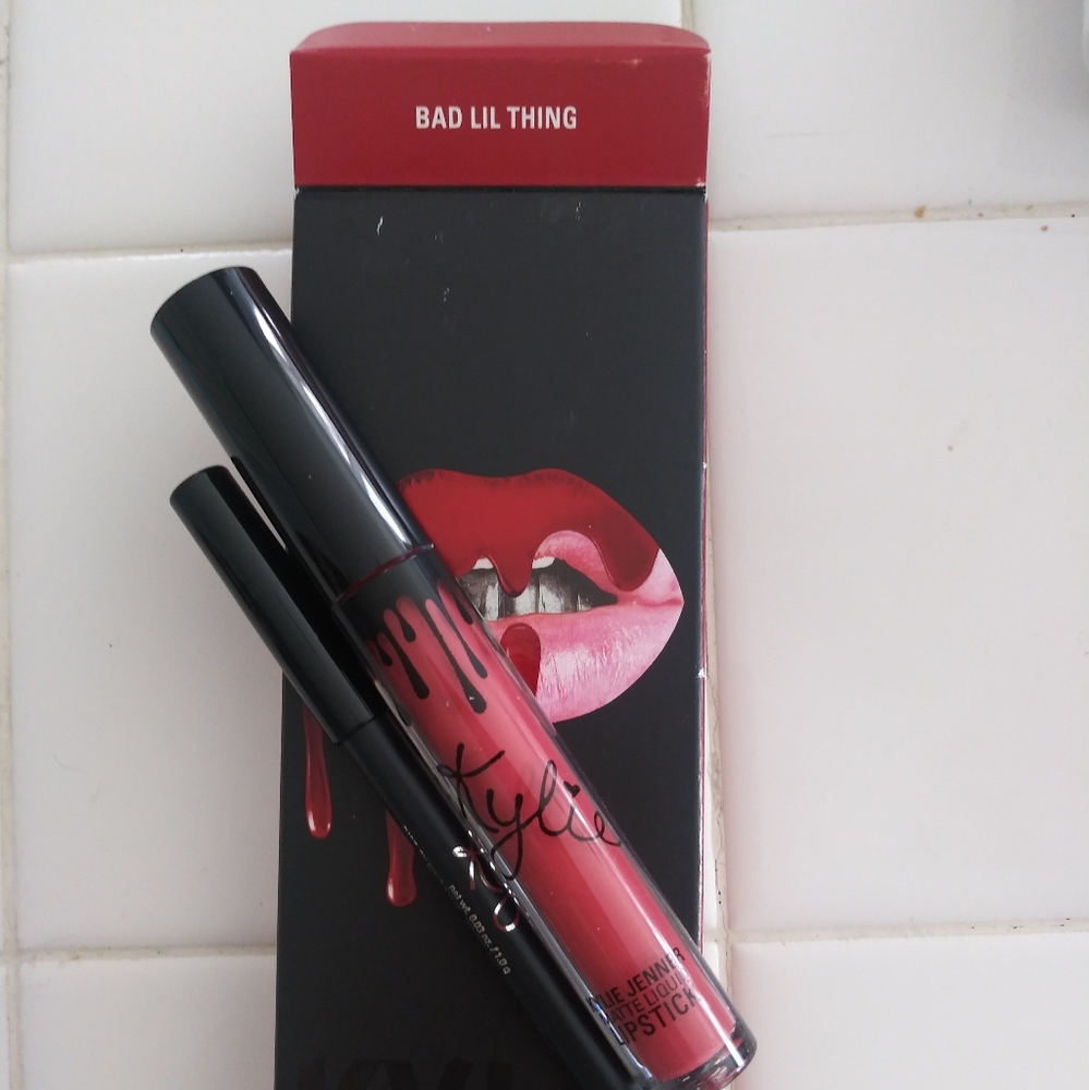 Kylie Lip Kit Bad Lil Thing
